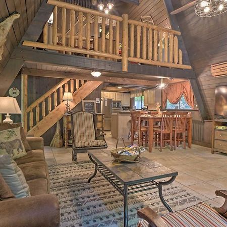 Snuggle Inn In The Heart Of Chalet Village! Gatlinburg Extérieur photo