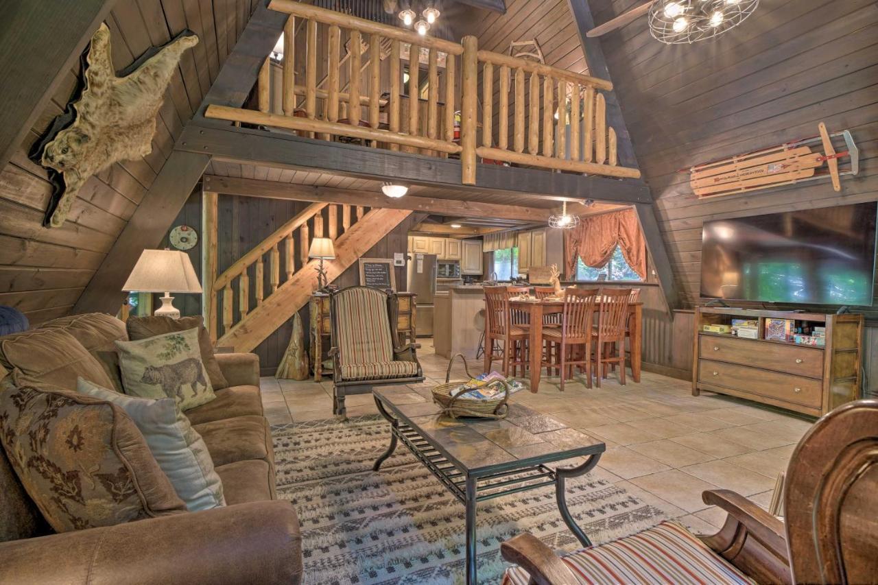 Snuggle Inn In The Heart Of Chalet Village! Gatlinburg Extérieur photo