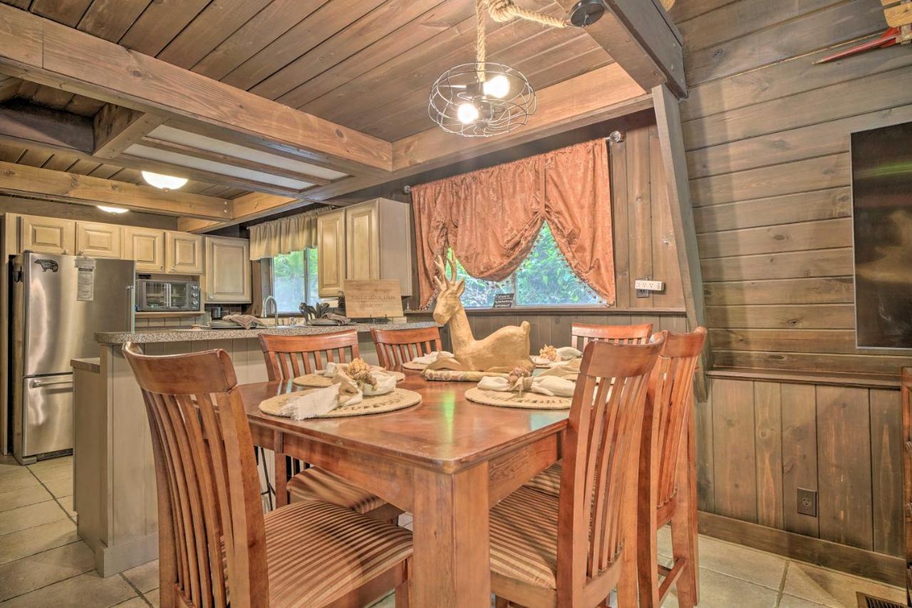 Snuggle Inn In The Heart Of Chalet Village! Gatlinburg Extérieur photo